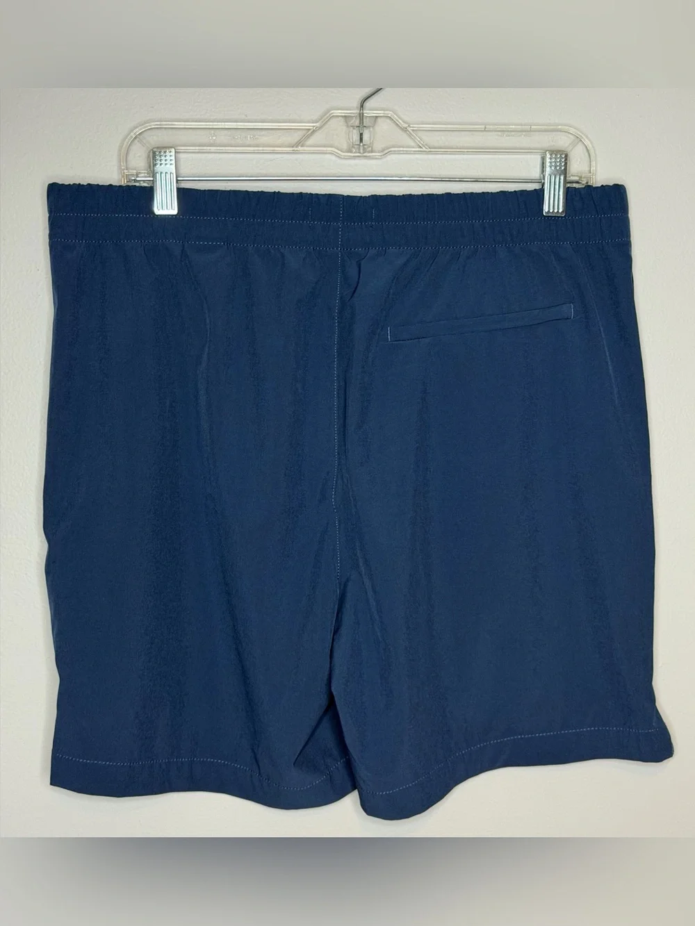 Banana Republic Elastic Waist Hybrid Short Niagara Navy Men’s Large